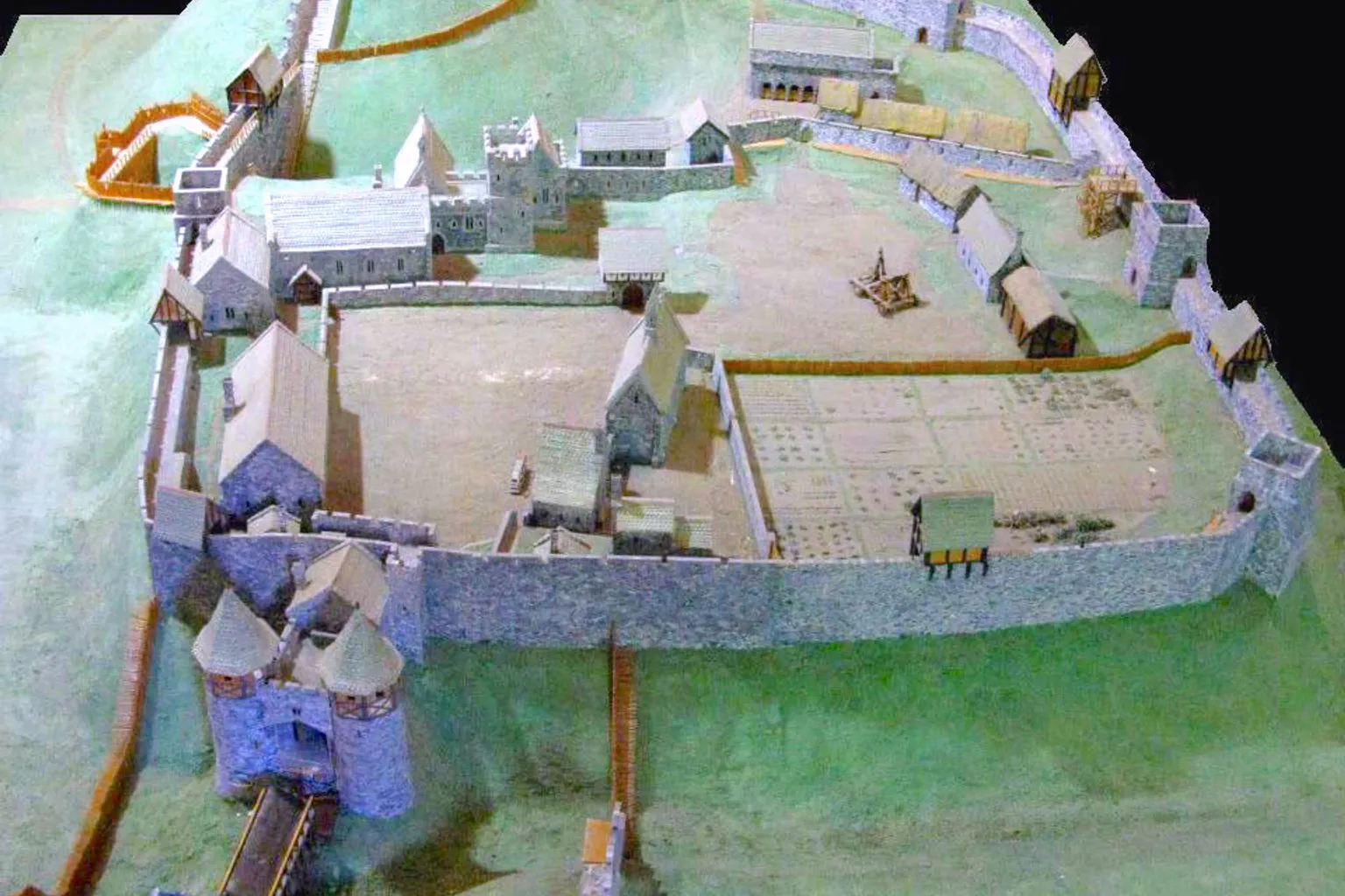 Carisbrooke Castle tickets: how to avoid booking traps