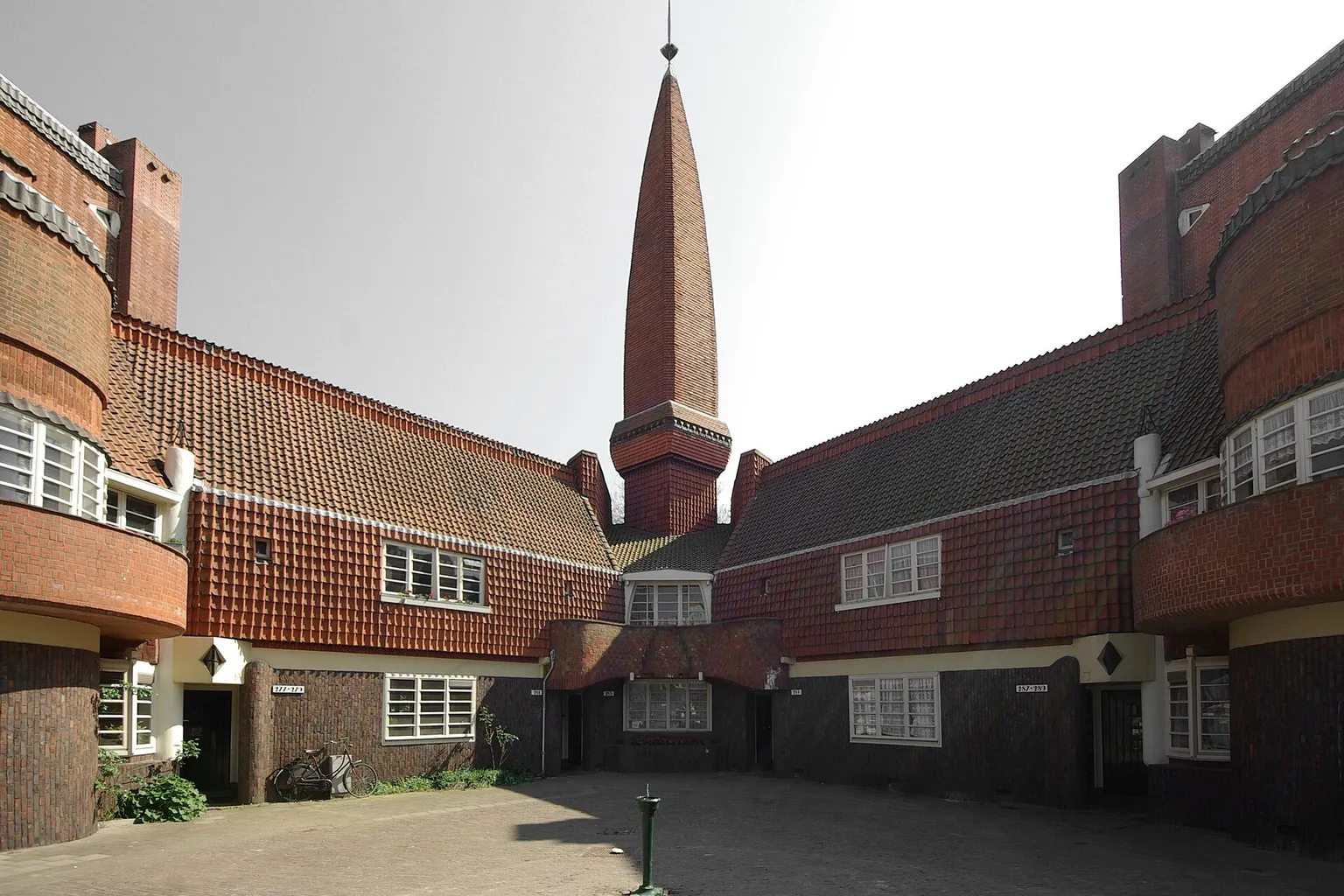 Museum Het Schip Tickets: Booking Pitfalls to Avoid